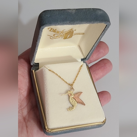 Vintage 10k gold hummingbird necklace C.CO black hills gold yellow rose gold vtg - Picture 1 of 16